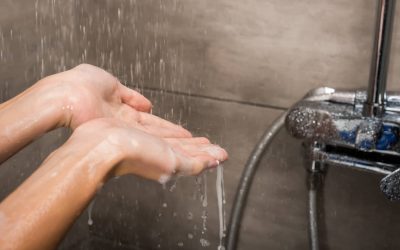 Duschabfluss reinigen leicht gemacht: Effektive Methoden für Zuhause